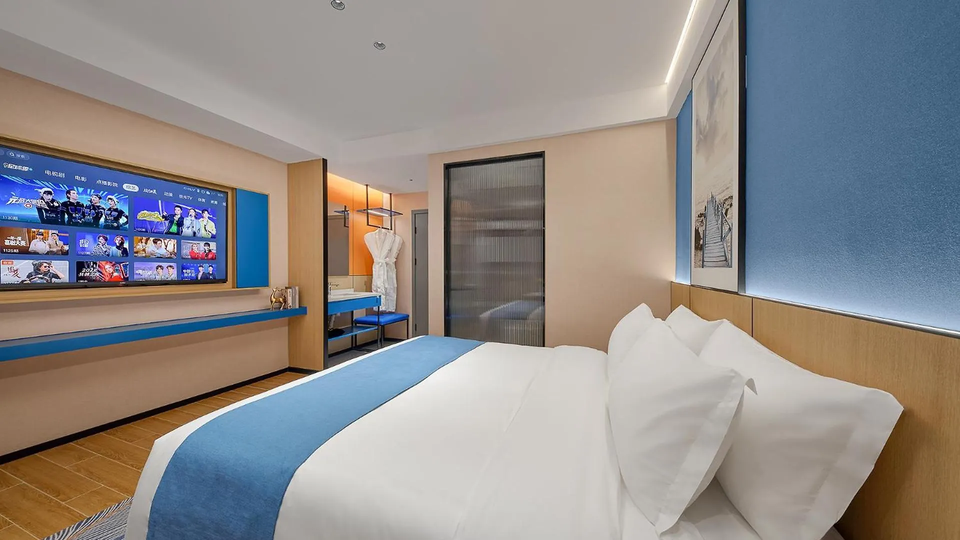 Pearl Hotel - Gongbei Port Zhuhai 4*,  China